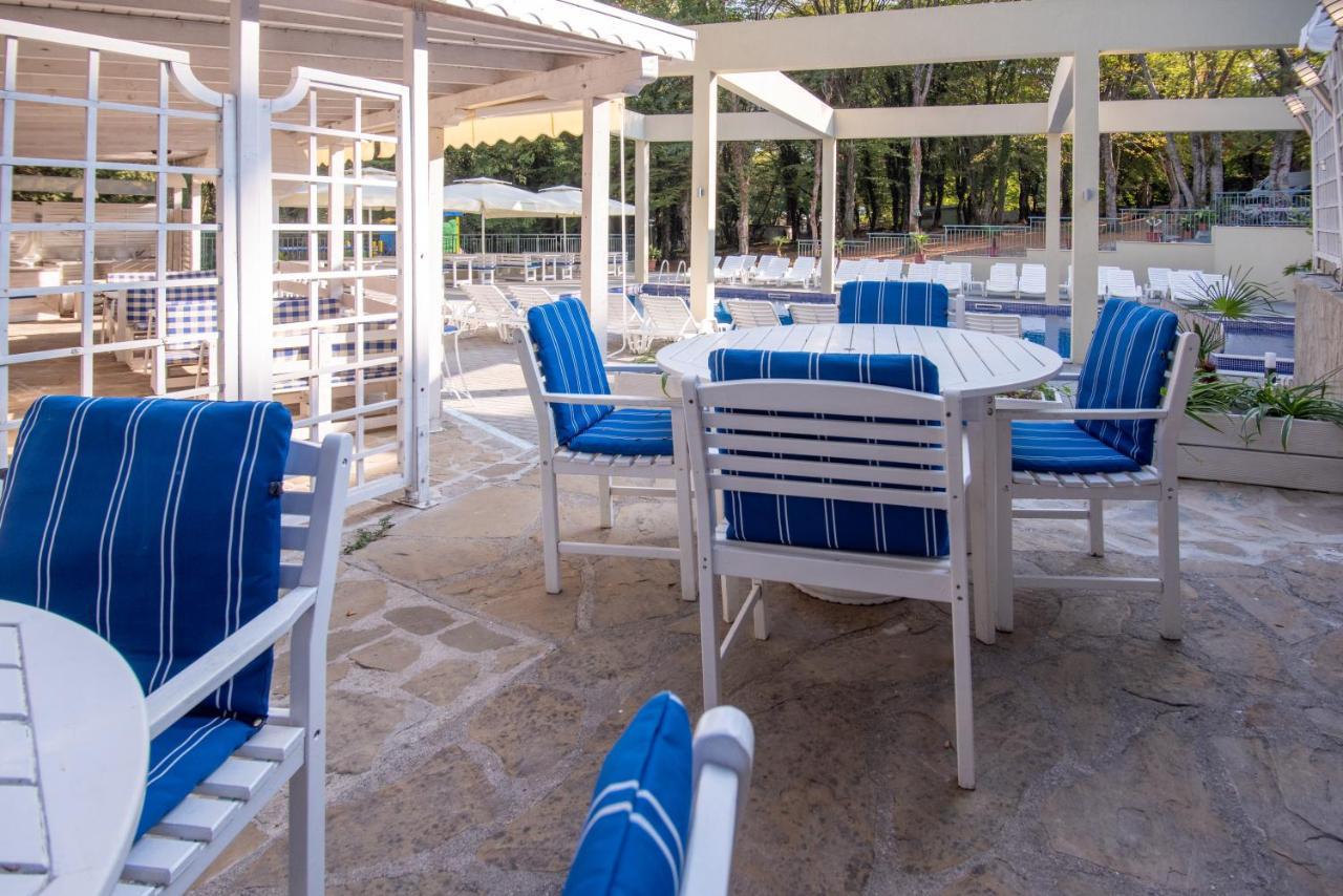 Ariana Hotel Kiten  Εξωτερικό φωτογραφία