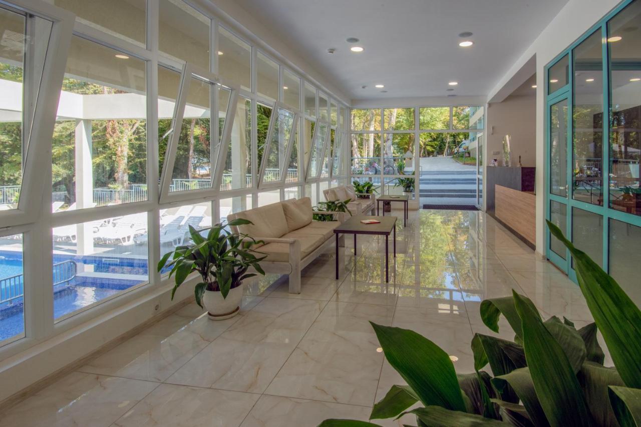 Ariana Hotel Kiten  Εξωτερικό φωτογραφία