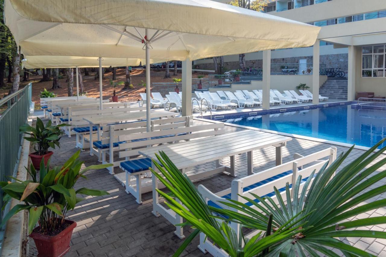Ariana Hotel Kiten  Εξωτερικό φωτογραφία
