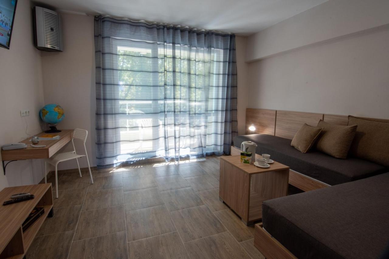 Ariana Hotel Kiten  Εξωτερικό φωτογραφία