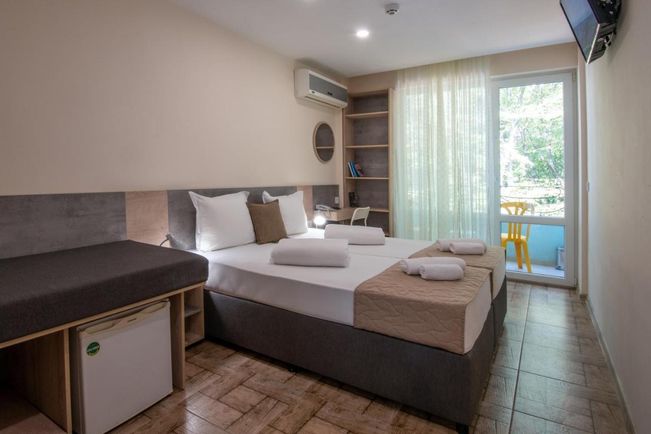 Ariana Hotel Kiten  Εξωτερικό φωτογραφία