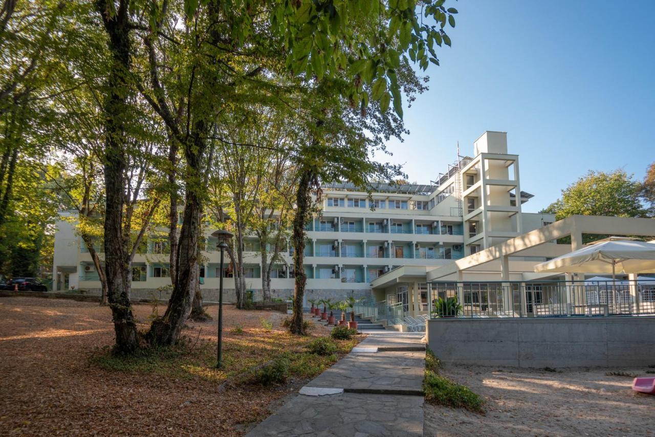 Ariana Hotel Kiten  Εξωτερικό φωτογραφία