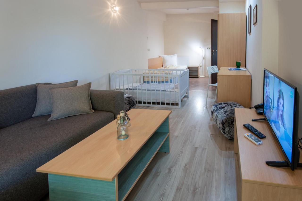 Ariana Hotel Kiten  Εξωτερικό φωτογραφία