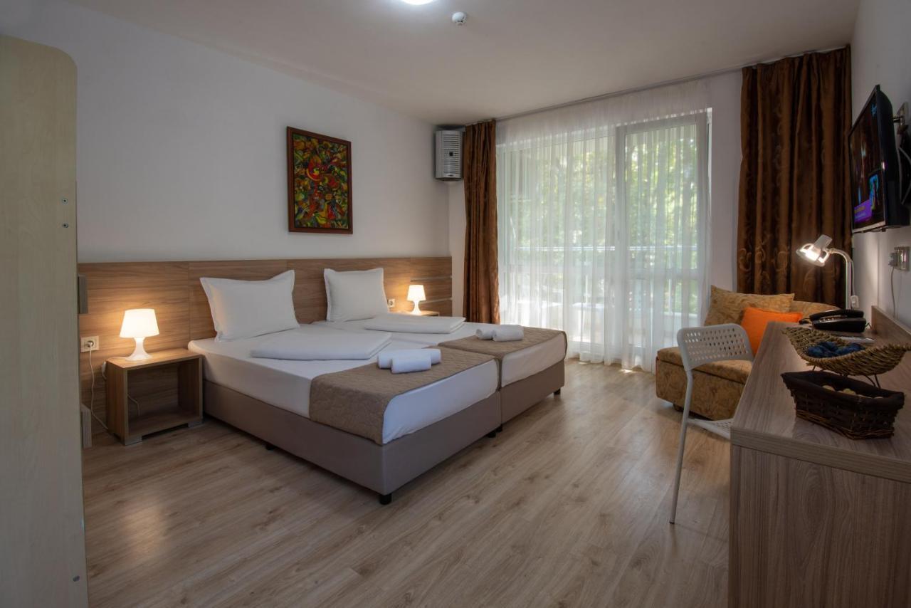 Ariana Hotel Kiten  Εξωτερικό φωτογραφία