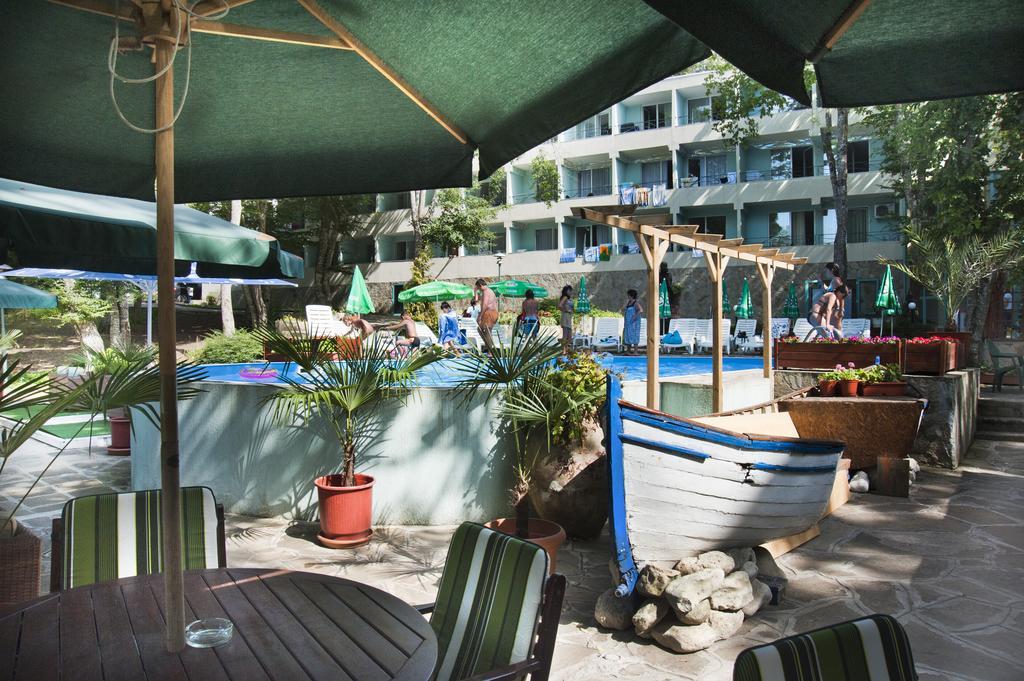 Ariana Hotel Kiten  Εξωτερικό φωτογραφία