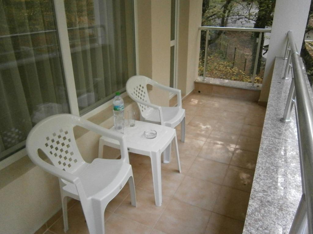 Ariana Hotel Kiten  Εξωτερικό φωτογραφία
